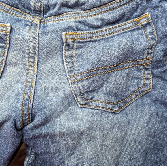 👉10/10$ Jeans short 4T - Picture 2 of 3